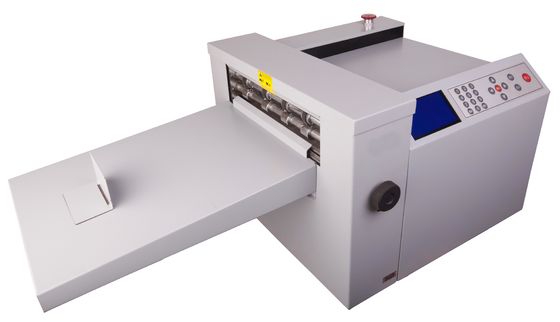 China Faltende Maschinen-Digital-Vollenden-Ausrüstung für Papier Creaser Perforation fournisseur